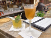 Basilique-con-jugo-de-parcha-ginebra-y-clara-de-huevo-y-un-Scottish-Cuvee-con-Remy-Martin-y-Champan-en-The-Founders-Bar.Foto-Gregorio-Mayi