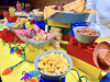 Estos Slinky Mac & Cheese o macarrones con queso tienen una pasta esférica especial y es uno de los acompañantes para escoger al comer en el restaurante Roundup Rodeo BBQ en Toy Story de Disney. Foto Gregorio Mayí.