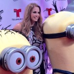 Lucero con los Minions. Foto Raisa Rivas.