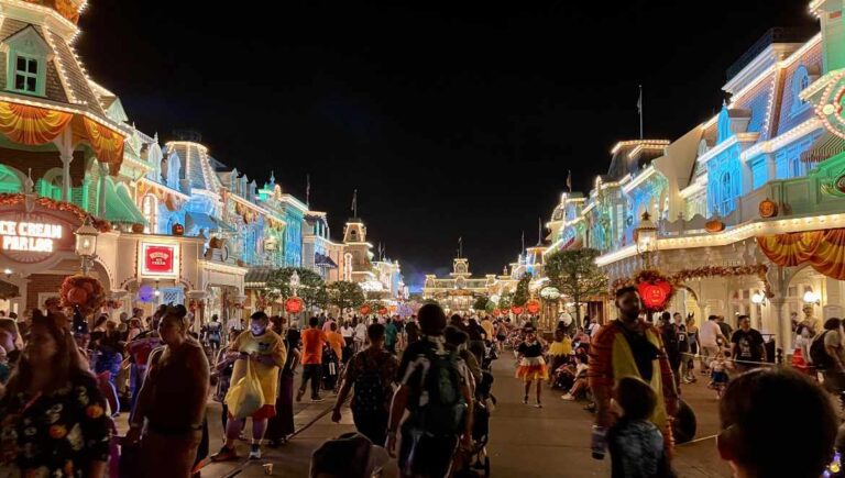 Fiesta de Halloween en Magic Kingdom de Disney. Foto/Gregorio Mayi